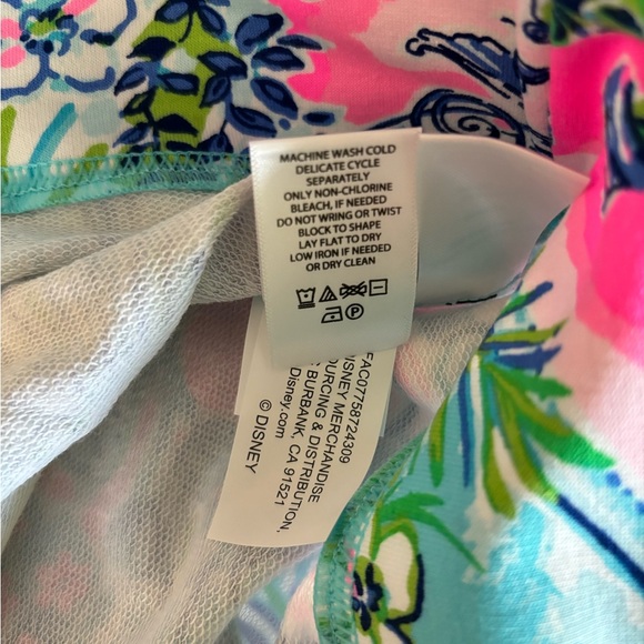 Disney Parks x Lilly Pulitzer x Cinderella Pullover Sweatshirt - Picture 9 of 13